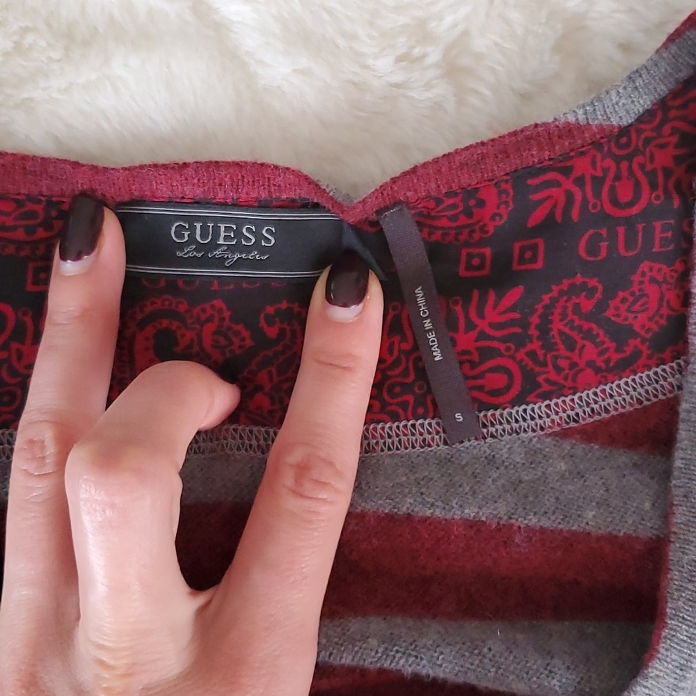 Guess Pullover - image 7